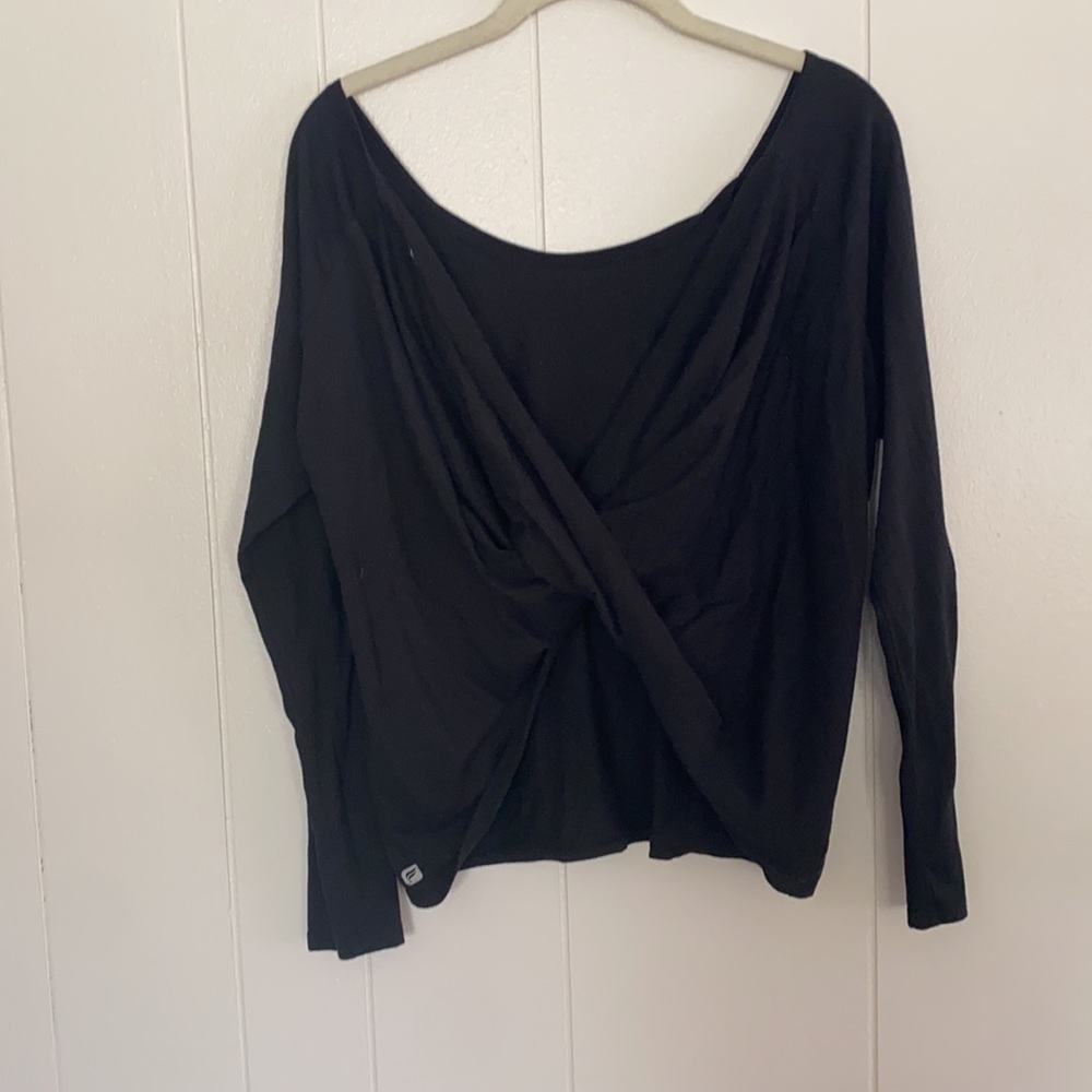 Fabletics Switch Back Tee - Picture 2 of 5